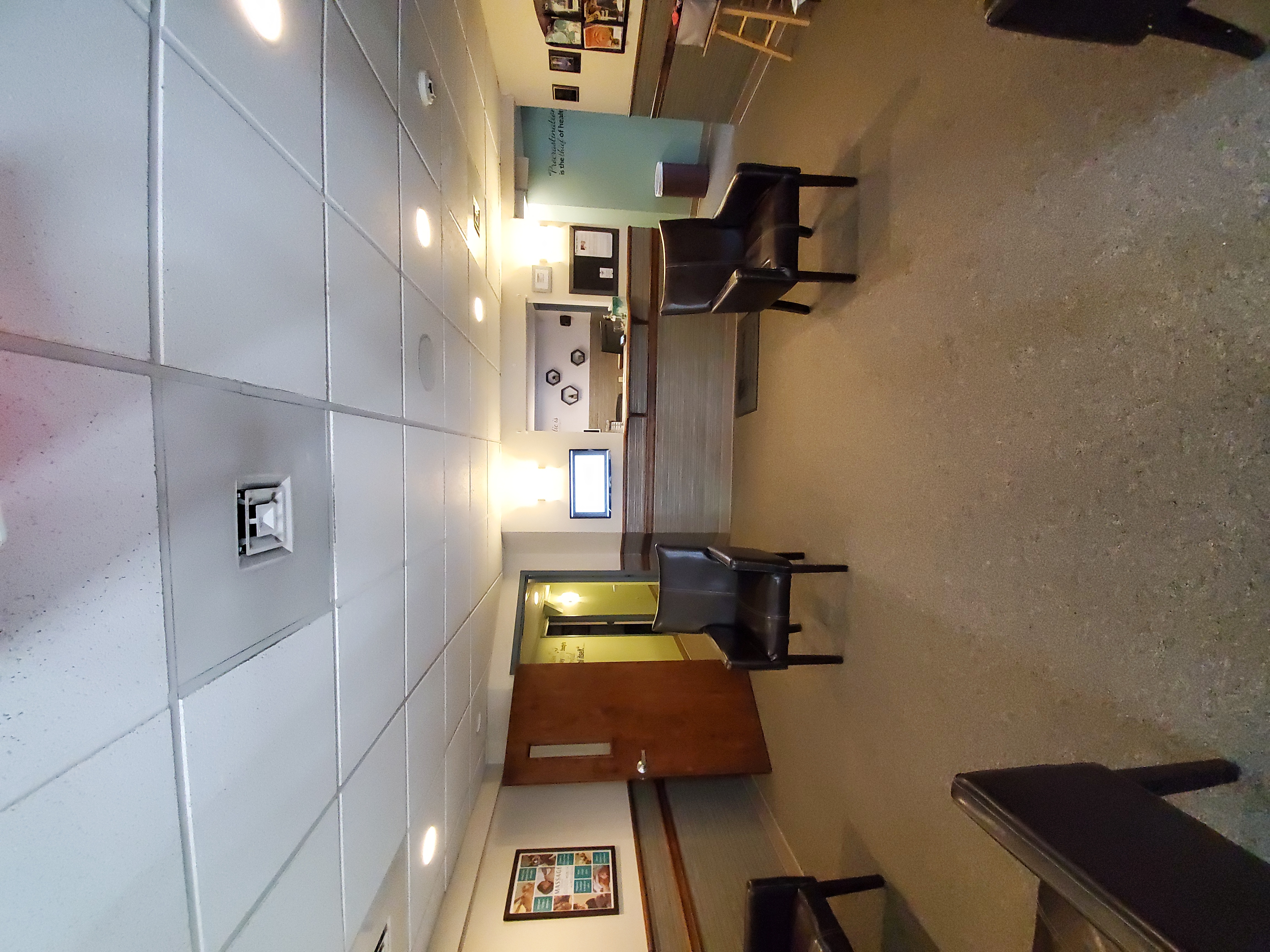 Community Chiropractic reception and front desk area